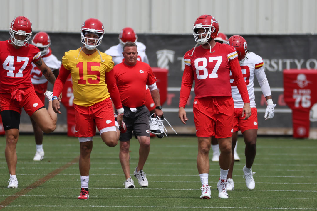 De verdedigende Super Bowl-kampioen Chiefs begint dit weekend aan een volledig trainingskamp.  (Foto door Scott Winters/Icon Sportswire via Getty Images)