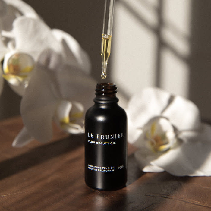 Le Prunier's plum beauty oil is <a href="https://www.huffingtonpost.com/entry/best-face-oils-serums_us_5a71d532e4b0a6aa48753cbb" target="_blank">one of our favorite&nbsp;facial&nbsp;oils</a>, but it can also be used as a hair oil, to protect your locks from heat damage and keep your ends feeling soft and smooth.&nbsp;<strong><a href="https://www.leprunier.com/product/plum-beauty-oil" target="_blank"><br /><br />Le Prunier plum beauty oil</a>, $72</strong>