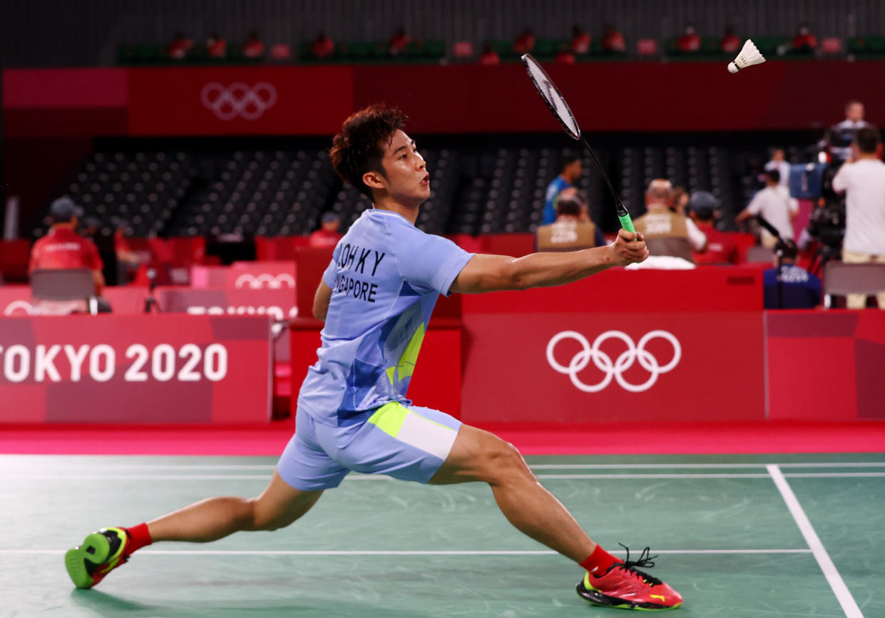 Tokyo 2020 Olympics - Badminton - Men's Singles - Group Stage - MFS - Musashino Forest Sport Plaza, Tokyo, Japan – July 28, 2021. Loh Kean Yew of Singapore in action during the match against Jonatan Christie of Indonesia. REUTERS/Leonhard Foeger