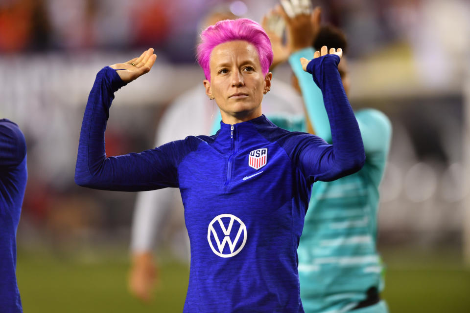 PHILADELPHIA, PA - AUGUST 29: US Forward Megan Rapinoe (15) gestures to the crowd while walking the field after the game between Portugal and The United States on August 29, 2019 at Lincoln Financial Field in Philadelphia, PA. (Photo by Kyle Ross/Icon Sportswire via Getty Images)