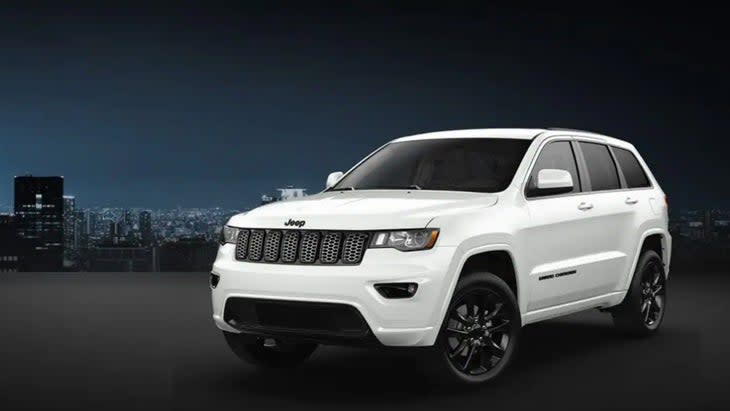 <span class="article__caption">The Grand Cherokee WK may not be the latest, greatest Jeep, but it will be a good enough Jeep for most outdoorsy types. </span> (Photo: Jeep)