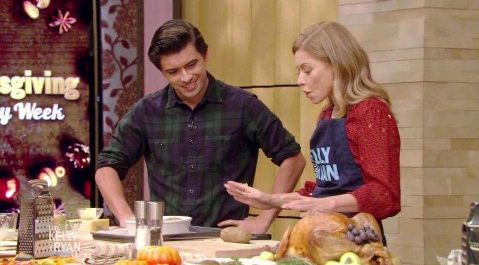 Kelly Ripa Cooks Potato Au Gratin with Son Michael and Reveals Her Biggest Thanksgiving Mishap