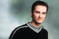 <p>Kerr Smith schrieb mit seiner Rolle in "Dawson's Creek" Fernsehgeschichte: Er war der erste Mann, der im US-TV einen anderen Mann küsste. Ja, das geschah tatsächlich erst im Jahr 2000. Für Smith kam die Entwicklung überraschend, denn dass seine Figur Jack seine Homosexualität entdeckt, war ursprünglich nicht geplant. (Bild: Getty Images)</p> 