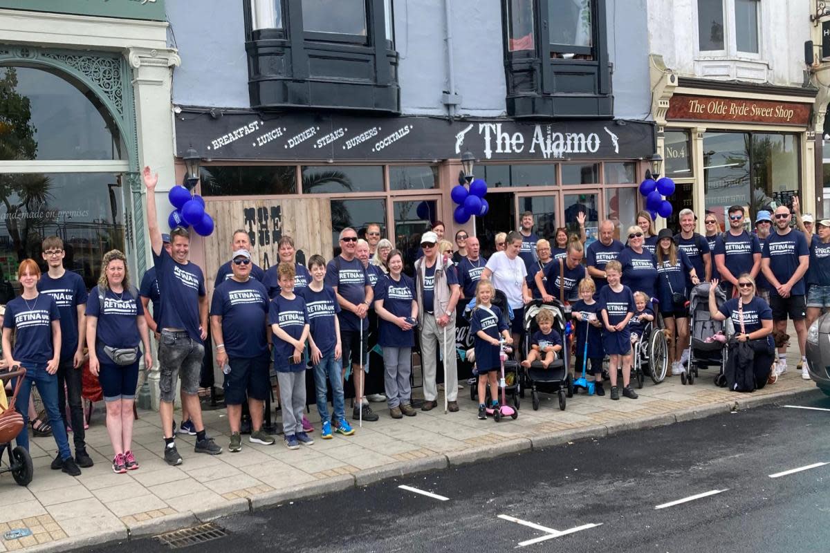 Hope for Seaview walkers outside the Alamo, Ryde. <i>(Image: Colin McArthur)</i>