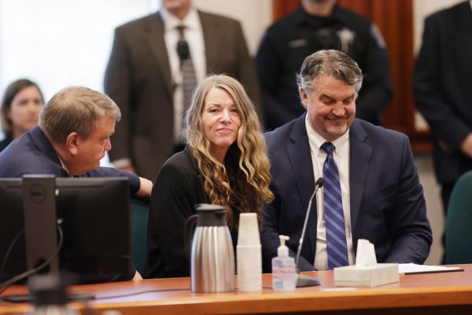 Lori Vallow talks with her lawyers before the jury’s verdict is read at her murder trial (Copyright 2023 The Associated Press. All rights reserved.)