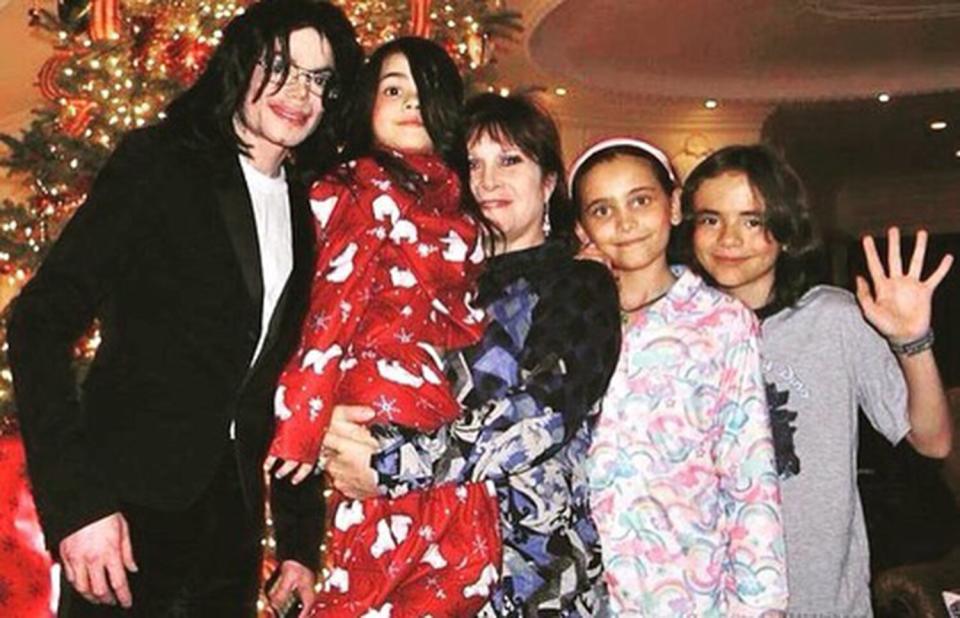 Prince and Paris Jackson Celebrate Late Father Michael's Birthday: 'Thank You for Everything'