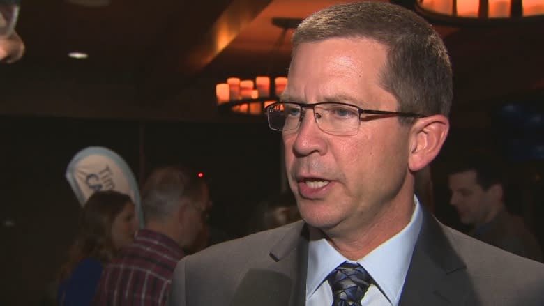 Don Iveson easily wins 2nd term as Edmonton mayor
