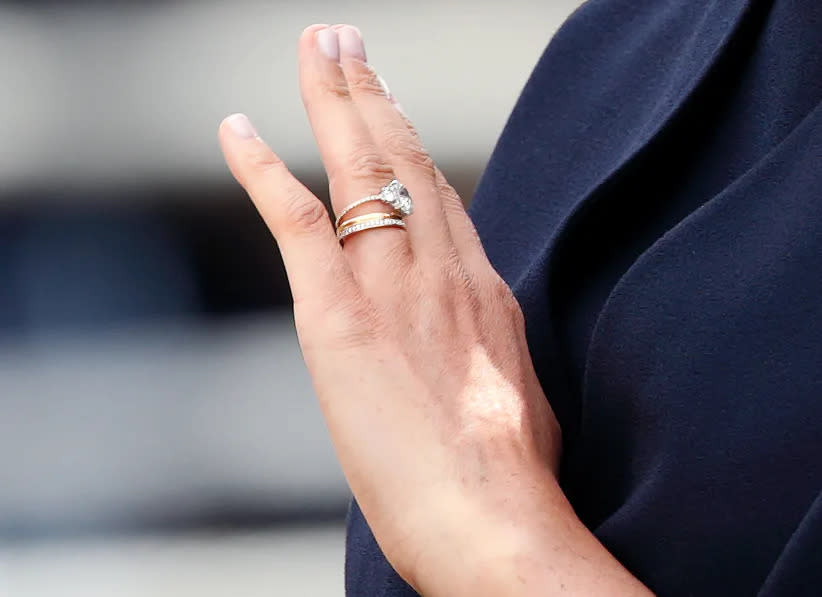 Das Upgrade: Meghan Markle zeigte ihren neuen Verlobungsring erstmals bei der Trooping the Colour Parade im Mai 2019. Foto: Getty Images