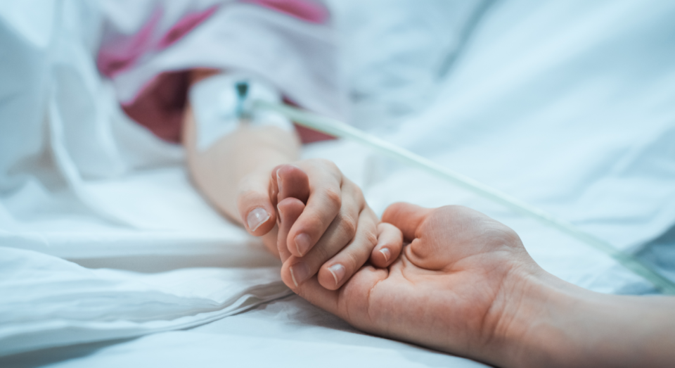This mother made the right call when she noticed the early signs of sepsis. [Photo: Getty]