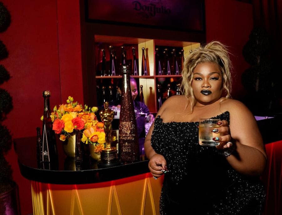 Da’Vine Joy Randolph changed her look and kept on celebrating her “The Holdovers” Oscar win with Tequila Don Julio 1942 at the 2024 Vanity Fair Oscar Party. (Courtesy Tequila Don Julio/Getty Images)