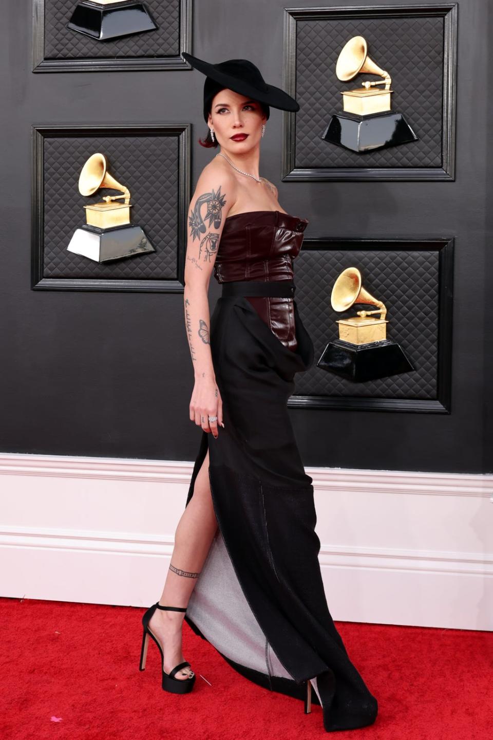Halsey attends the 64th annual Grammys (Getty Images)