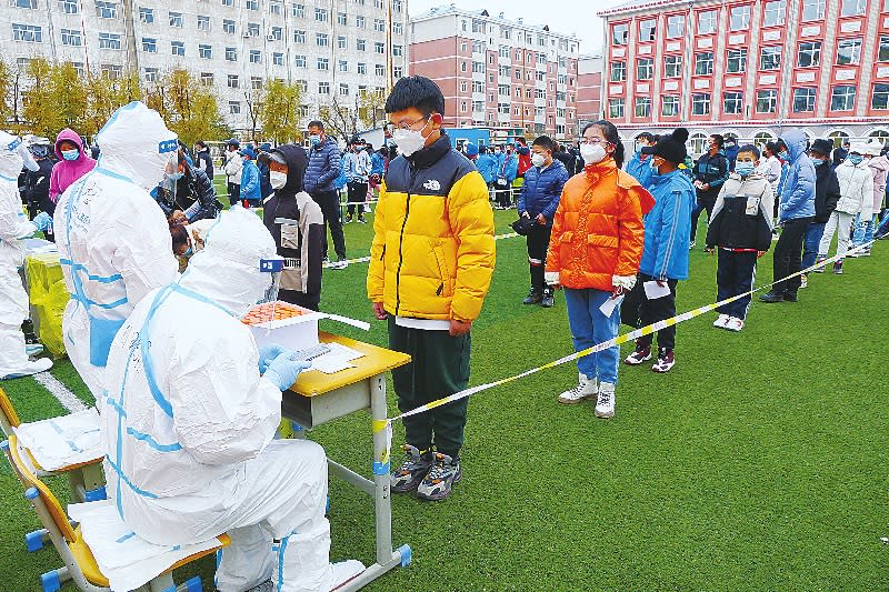 中國黑龍江省黑河市近來武漢肺炎疫情升溫，全市發動「人民戰爭」，聲稱要抓病毒源頭。   圖：翻攝自黑河市政府