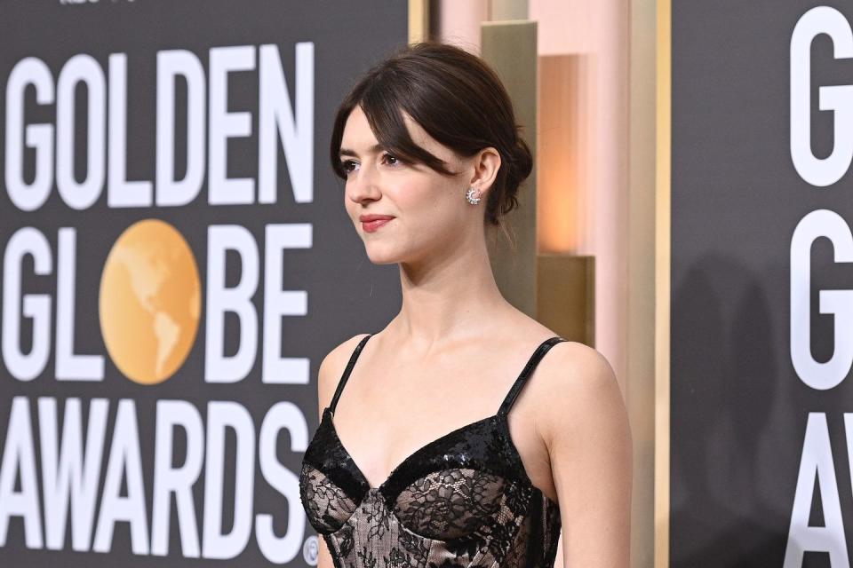 These 2023 Golden Globe Beauty Looks Will Make You Update Your Vision Board