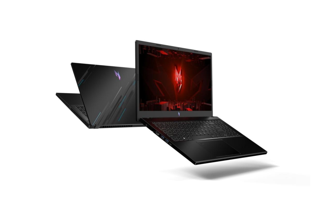  Acer Nitro V 15 gaming laptop. 