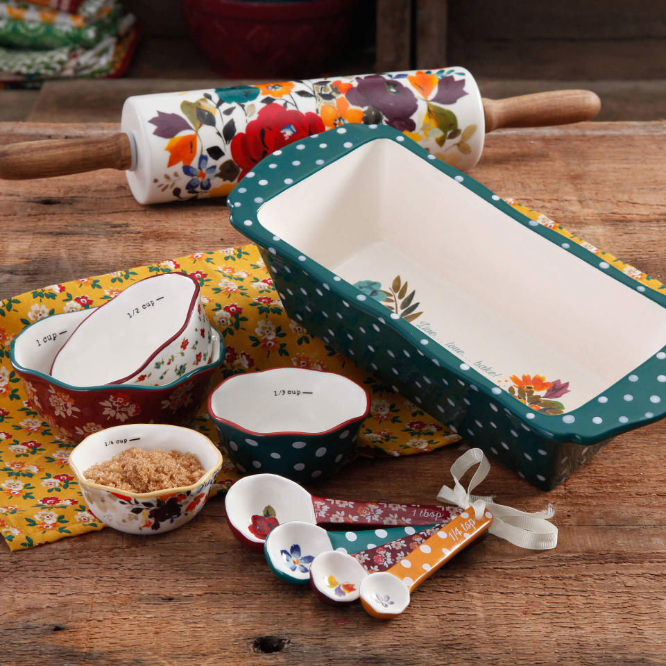 Harvest Bakeware Set