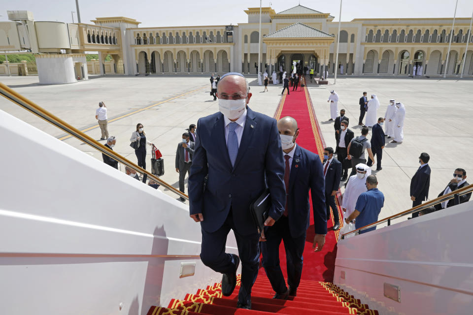 Israeli National Security Advisor Meir Ben-Shabbat boards a plane leaving Abu Dhabi, United Arab Emirates, Tuesday, Sept. 1, 2020. (Nir Elias/Pool via AP)