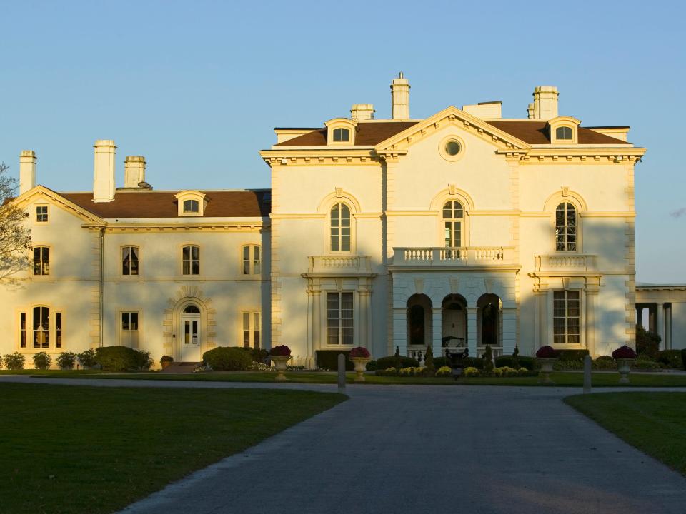 beechwood mansion newport rhode island