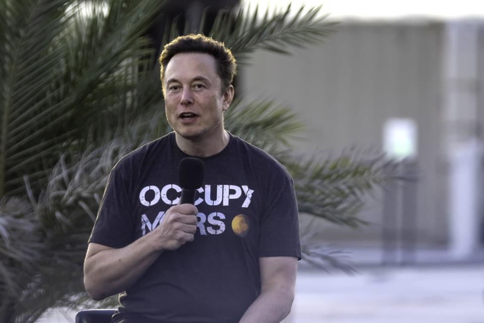 <div class="inline-image__caption"><p>SpaceX founder Elon Musk speaks during a T-Mobile and SpaceX joint event on Aug. 25, 2022 in Boca Chica Beach, Texas.</p></div> <div class="inline-image__credit">Michael Gonzalez/Getty Images</div>