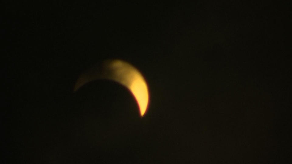 Eclipse solar visto desde Indonesia. (AP)