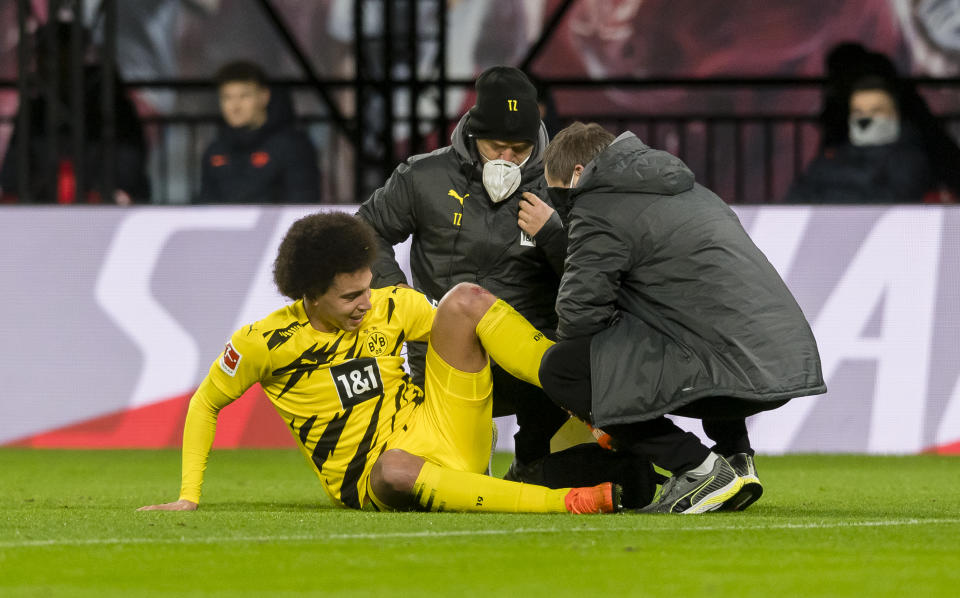 BVB-Star Axel Witsel hat sich im Topspiel gegen RB Leipzig schwer verletzt. (Bild: Getty Images)