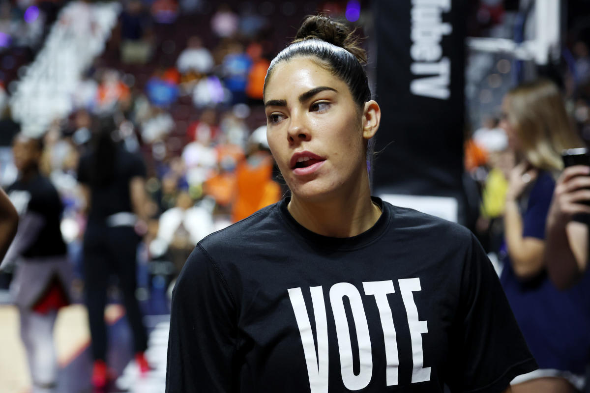 Kelsey Plum Las Vegas Aces | Kids T-Shirt