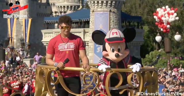 Patrick Mahomes & Make-A-Wish Recipient Celebrate Super Bowl at