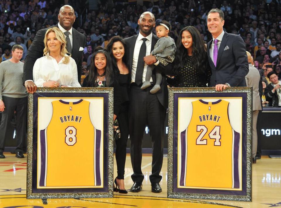 Magic Johnson, Jeanie Buss, Kobe Bryant, Vanessa Bryant, Gianna Maria Onore Bryant, Natalia Diamante Bryant, Bianka Bella Bryant