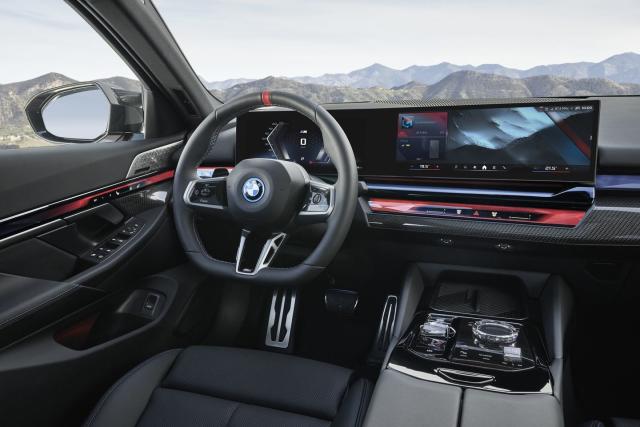 2024 bmw i5 m60 xdrive interior