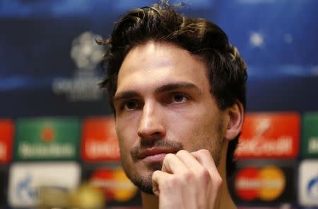 Borussia Dortmund's Mats Hummels addresses a news conference in Dortmund March 17, 2015. REUTERS/Ina Fassbender