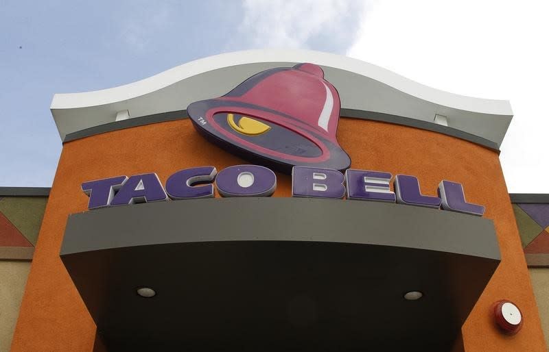 A Taco Bell restaurant is pictured in Burbank, California April 19, 2011. REUTERS/Fred Prouser