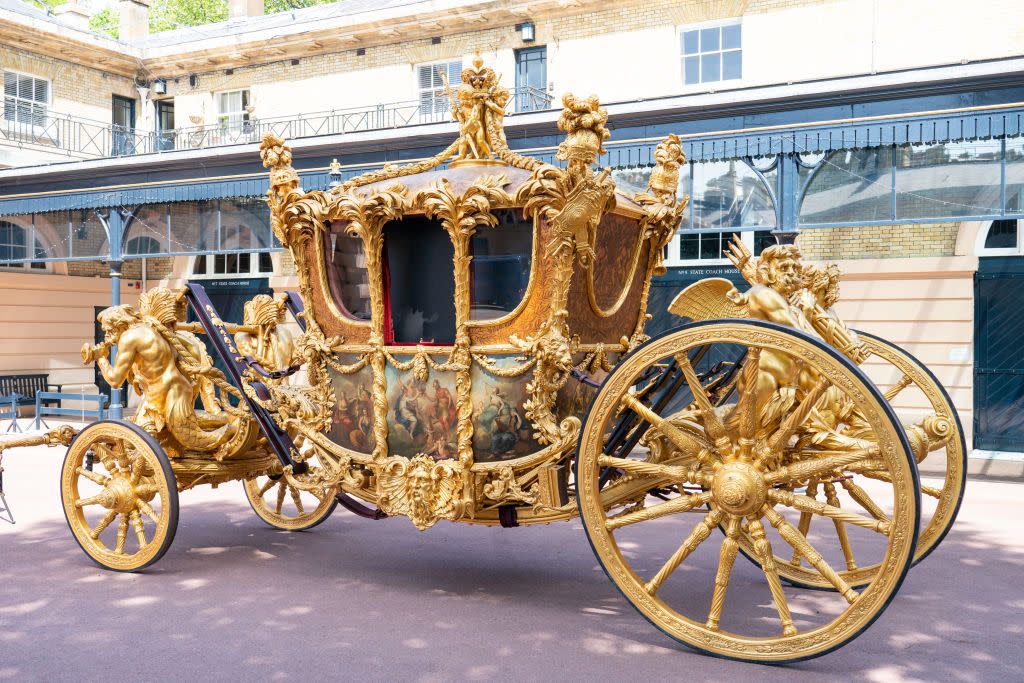 gold state coach to be used for platinum jubilee celebrations