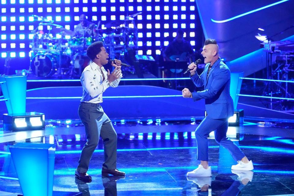 Team Legend singers Bryan Olesen, right, and Nathan Chester turned their joint cover of Adele’s “Rolling in the Deep” into an award show-level performance.