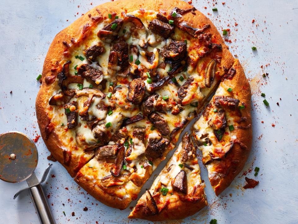 Beef Stroganoff Pizza