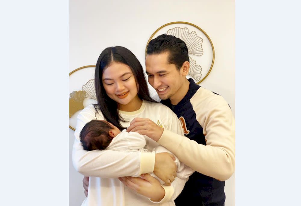 Local actor, Nazrief Nazri and wife, Aziatul Aqma Hamdan, in shock and saddened after their two months old baby tested positive for Covid-19. — Photo courtesy of Instagram/ Nazrief Nazri