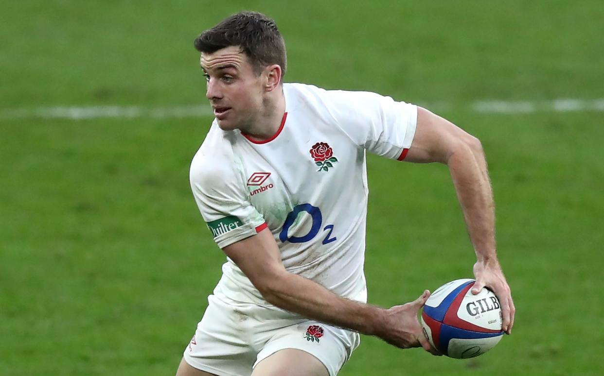 George Ford of England runs with the ball during the Autumn Nations Cup Final and Quilter International match between England and France - David Rogers /Getty Images