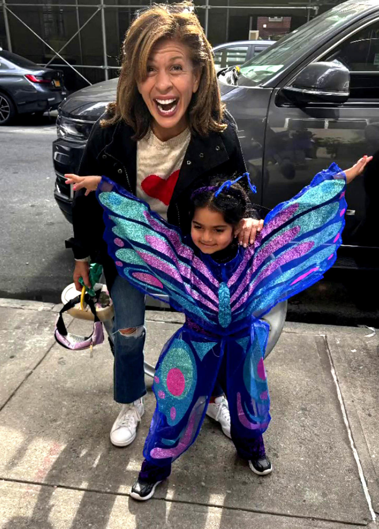 Hoda Kotb shares photo of Hope as a butterfly for Halloween (TODAY)