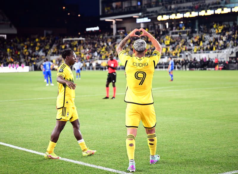 Juan "Cucho" Hernández celebra tras anotar un gol en la semifinal de la Copa de Campeones de la Concacaf entre Columbus Crew y Monterrey