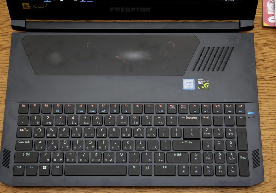 Acer Predator Triton 700狂暴制冷「鑑」