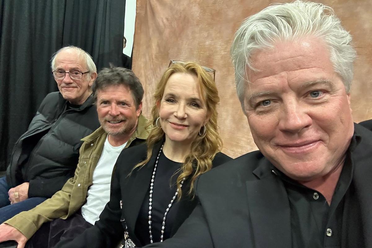 Back to the Future Cast Takes Adorable Selfie During Convention Reunion: 'So This Happened'