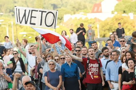 People protest against supreme court legislation in Warsaw, Poland, July 20, 2017. Agencja Gazeta/Kuba Atys/via REUTERS