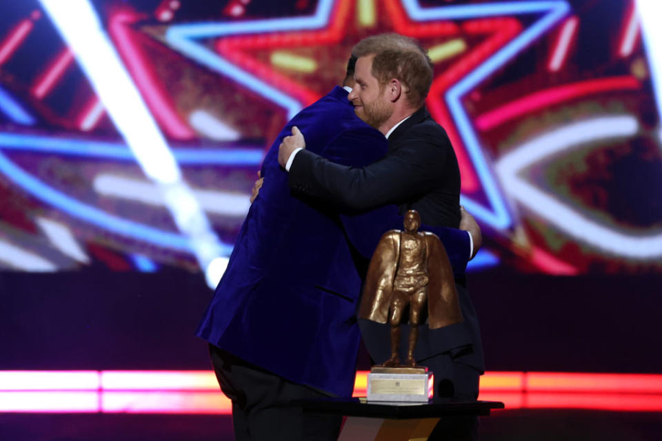 Prince Harry, Duke of Sussex presents the Walter Payton Man of the Year Award to Cameron Heyward of the Pittsburgh Steelers at the 13th Annual NFL Honors on February 8, 2024 in Las Vegas, Nevada