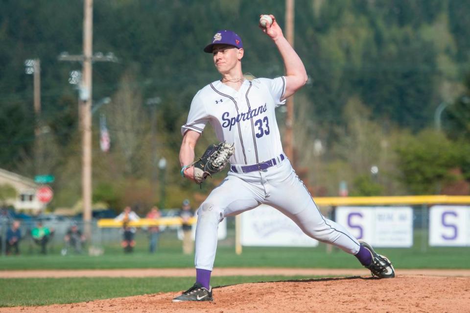 Sumner starter Jacob Bresnahan throws a pitch in a Class 4A South Puget Sound League baseball game against Puyallup on Tuesday, April 25, 2023 at Sumner High School in Sumner, Wash.