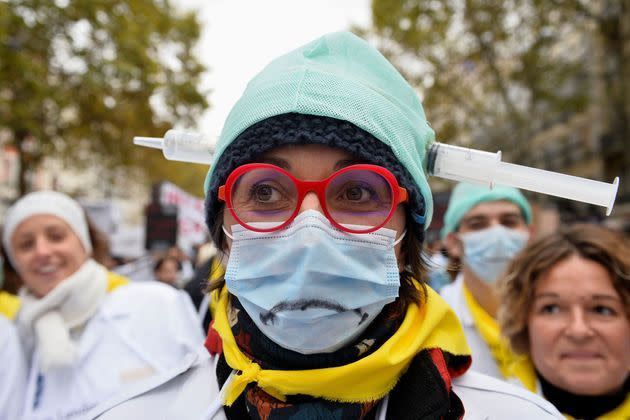 A la manifestation des personnels des urgences, jeudi, à Paris.