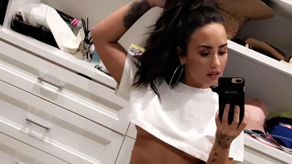Demi Lovato Flashes Some Underboob in sexy Selfie: Pic!