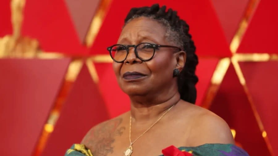 Whoopi Goldberg attends the 90th Annual Academy Awards at Hollywood & Highland Center in March 2018 in Hollywood, California. Goldberg recently opened up about the “hurt” feelings she experienced following backlash over the gown she wore at the 1993 Oscars ceremony. (Photo: Christopher Polk/Getty Images)