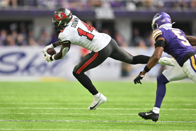 Minnesota Vikings: Offensive PFF grades vs. Buccaneers