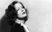 Die Karriere der Greta Garbo war kurz, aber intensiv. Nachdem sie Mitte der 20er-Jahre aus Stockholm nach Hollywood kam, stieg sie langsam zu einem der größten Filmstars der Welt auf. Auch den Wechsel vom Stumm- zum Tonfilm schaffte "die Garbo". Nach dem Misserfolg von "Die Frau mit den zwei Gesichtern" kehrte sie dem Filmgeschäft 1941 aber den Rücken - und stand nie wieder vor einer Kamera. (Bild: General Photographic Agency)