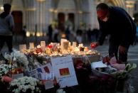 Nice mourns on day after deadly knife attack