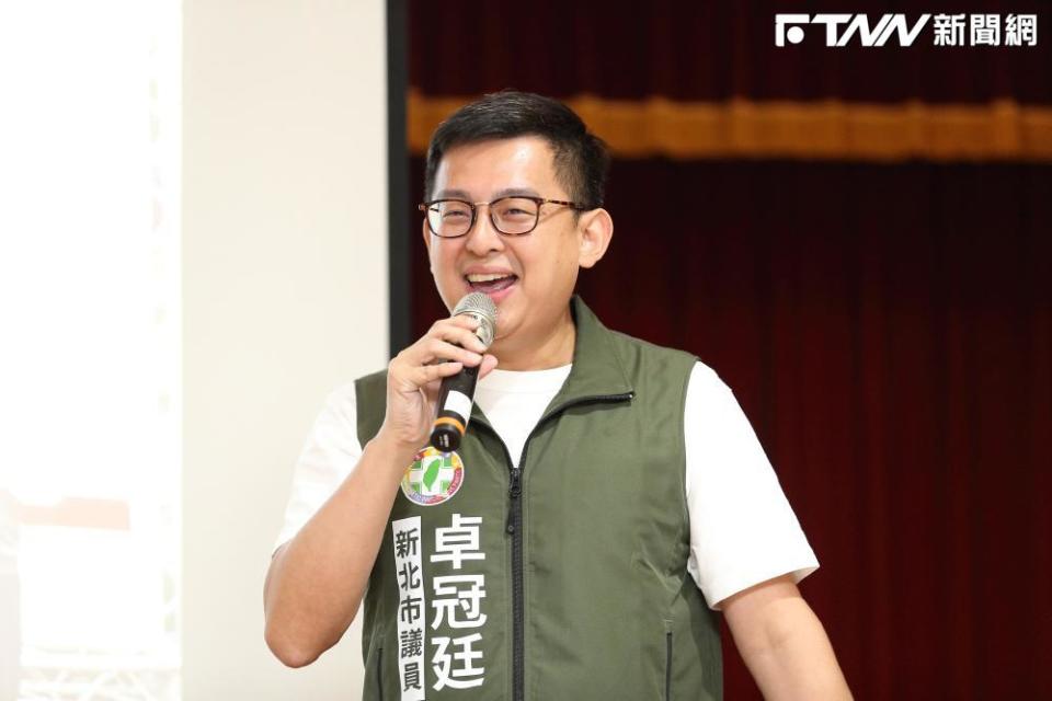 回顧宏都拉斯與我國斷交現況，卓冠廷向諾魯喊話，「可以先看看學長宏都拉斯被中共騙多慘」。（圖／卓冠廷臉書）