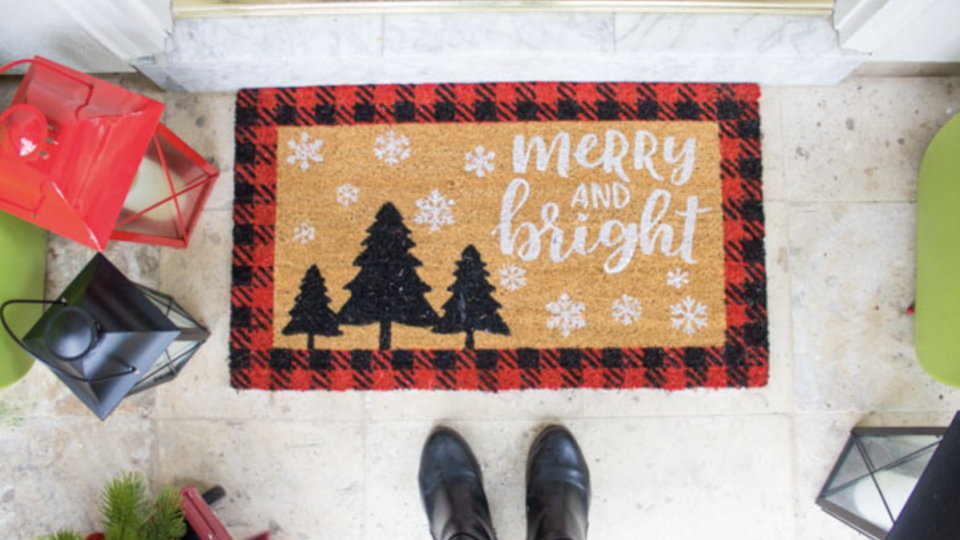 buffalo plaid christmas doormat